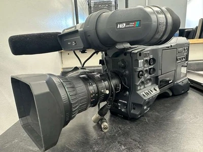 Videocámara Panasonic AG-HPX370P P2 HD con lente Fujinon XT17X4.5BRM-K14 1.6/4.5-77m Foto 1 de 4