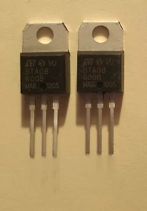 2x Triac BTA08-600B - BTA08-600 - 600V 8A - STMicroelectronics - TO-220 - Picture 1 of 1
