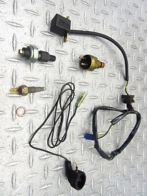 Kawasaki Vulcan 800 VN800 2004 01-06 camioneta de pulso sensor de interruptor de ventilador neutro de aceite Foto 1 de 4