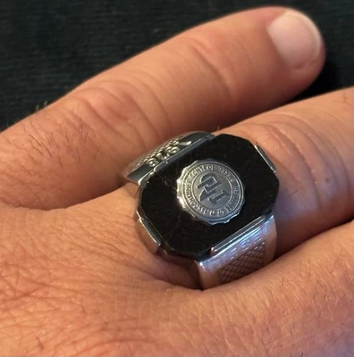 Дизельное кольцо с черным камнем и серебром размер 11 - Изображение 1 из 4