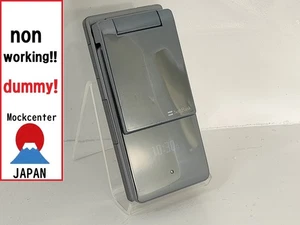 【factice!】 SHARP 912SH (couleur argent) softbank-japon téléphone portable qui ne fonctionne pas - Photo 1 sur 4