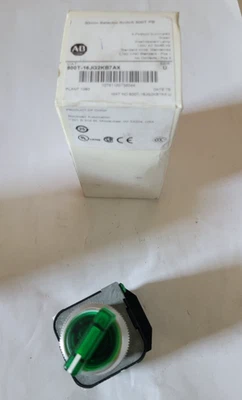 NOVO INTERRUPTOR SELETOR ILUMINADO VERDE ALLEN BRADLEY 800T-16JG2KB7AX 3 POS 120V - Imagem 1 de 2