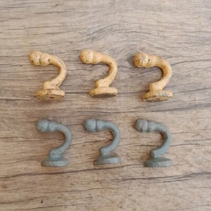 6 piezas Abrigo pintado esmalte de hierro fundido de colección salvamento Vestido de baño Colgador Biblioteca Gancho - Imagen 1 de 7