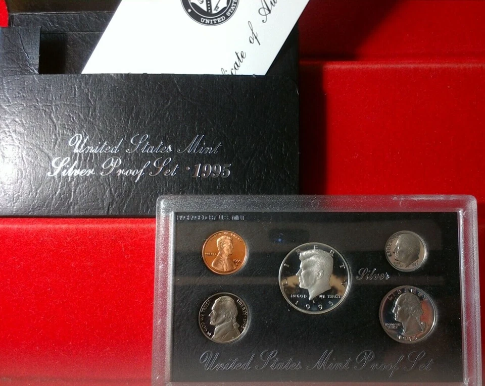 Juego de prueba de plata 1995 como nuevo en caja ¡fecha clave! Foto 1 de 1