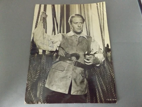 HAND SIGNED 9" x 7" PHOTO - NELSON EDDY - AMERICAN FILM ACTOR Cover