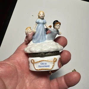 Disney Mini Hinged Trinket Box Peter Pan Off to Neverland + Teddy Bear  3" - Picture 1 of 13