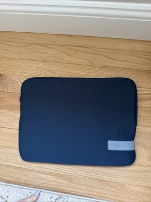 Estuche para Chromebook/portátil azul marino 13,5 x 10,5 pulgadas Foto 1 de 4