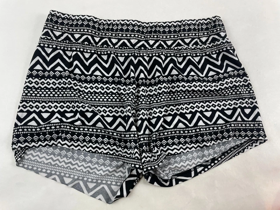 Shorts Bobbie Brooks Feminino Tamanho Grande Preto Branco Listrado Asteca Roupa de Dormir - Imagem 1 de 4
