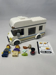 LEGO 60283 City Recreation Holiday Camper Van con nueva hoja de pegatinas 2021 - Imagen 1 de 14