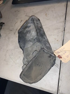 Conducto de aire izquierdo Honda 1986 Goldwing 1200 GL1200 64276-MG9-680 FABRICANTE DE EQUIPOS ORIGINALES Foto 1 de 4