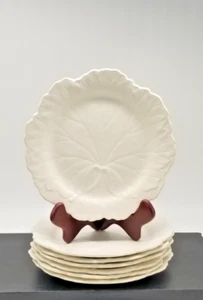 Seven WEDGWOOD Etruria & Barlaston DYSART White Cabbage Leaf 8" Plates Vintage - Picture 1 of 16