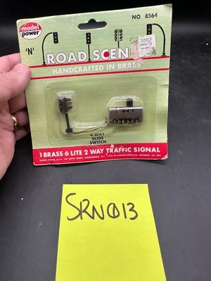 Model Power Brass 6-Light 4-Way Traffic Signal 8564 N-Scale MINT - Image 1 of 3