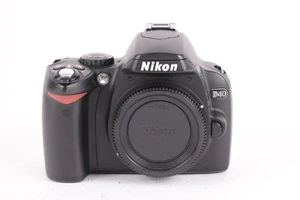 Nikon D D40 6.1MP Digital SLR Camera Body - black SC: 8.3k Z-20375 - Picture 1 of 9