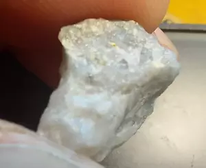 Gold, gediegen mit Quarz Mine Puits Roux Laurieras Saint Yrieix Frankreich - Bild 1 von 3