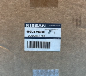 Genuine OEM Nissan 999U8-VS000 Frontier Dockable DVD Kit Modulator Headphone - Picture 1 of 2