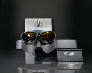 Oakley Pit Boss II Matte Black-w/Black Iridium Polarized Lenses+Oakley Vault+Bag - Picture 1 of 11