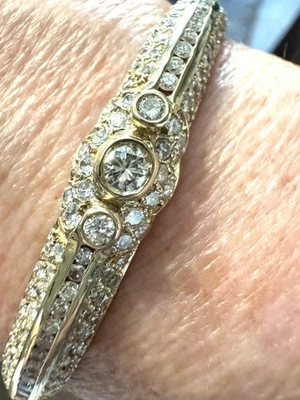 Brazalete brazalete vintage de diamantes pavé de oro amarillo de 14K - más de 4 quilates Foto 1 de 4