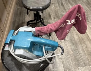 Makita 9900B Corded Belt Sander w/ Dust Collection Bag A+ - Picture 1 of 7