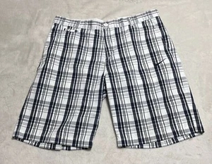 Nike Athletic Dept Shorts Mens Size 36 White Black Plaid Bermuda - Picture 1 of 11
