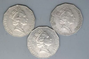 1994 - Australia - 50 Cent Coins * 3 - Year of the Family - Wide Date - Problem - Picture 1 of 2