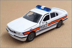 Corgi Appx 13cm Long Diecast 57801 - BMW 525i Hampshire Police - White - Picture 1 of 4