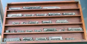 Franklin Mint Pewter “Greatest Trains of the World” Collection (25) Display Case - Picture 1 of 10