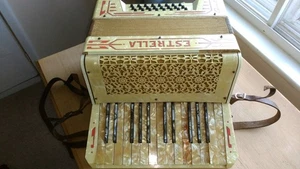 Estrella 24 Button Piano Accordion - Picture 1 of 15