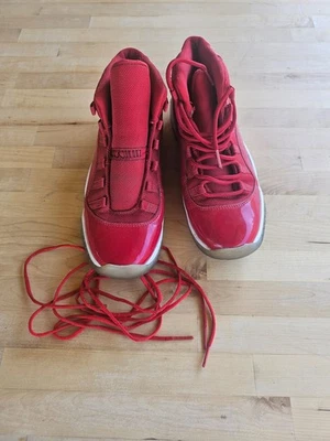 Talla 6 - Jordan 11 Retro Alto Ganar Como '96 Foto 1 de 4