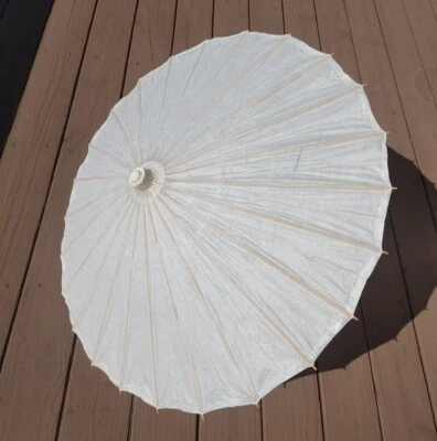 Sombrilla de papel bambú madera blanca de 32 pulgadas de diámetro paraguas decoración a granel-12pk. Foto 1 de 4