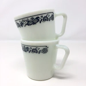 Set of 2 - Corning Pyrex Corelle Old Town Blue Onion Coffee Cup Mugs Milk Glass - Picture 1 of 5