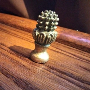 Hand Painted 2" × 1" Lamp Finial, Cactus, Gold And Green - Picture 1 of 5