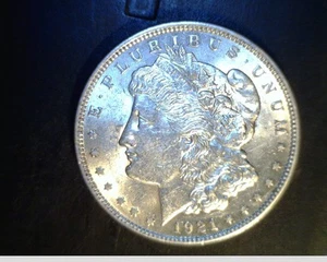 1921-P US Morgan Dollar, Unc High Grade. .7734 oz Slv (US-5646) - Picture 1 of 2