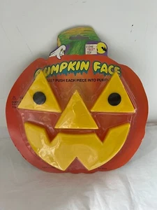 Halloween Jack O Linterna Calabaza Push-In Face Kit - NUEVO - Imagen 1 de 1