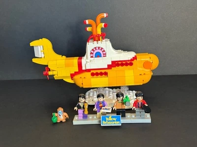 LEGO Ideas: The Beatles Yellow Submarine (21306) - 100% COMPLETE w/ BOX - Image 1 of 4