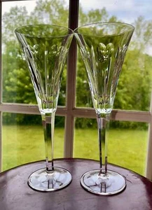 (2) WATERFORD MILLENNIUM LOVE~HEARTS~TOASTING CHAMPAGNE FLUTES~GLASSES~UNUSED - Picture 1 of 5
