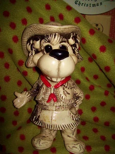 10" Vintage Creative Mfg Cowgirl Dog Bank 1977 CUTE BANK - Bild 1 von 2