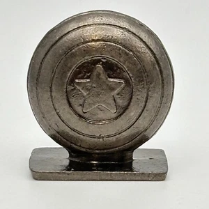 Scene it? Marvel Deluxe Edition Captain America's Shield Token 2006 Monopoly - Picture 1 of 4