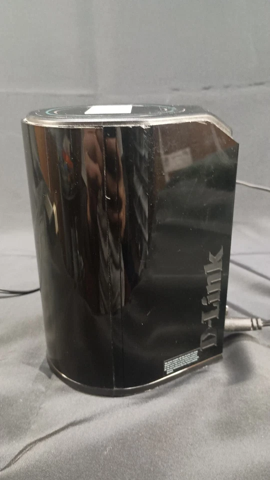D-Link DIR-850L A1 Wireless AC1200 Dual Band Gigabit WiFi Router - Used - Image 1 of 4