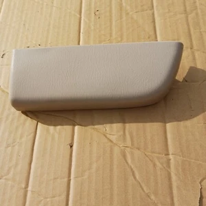NISSAN 1996-1999 PATHFINDER DOOR ARM REST BEIGE FRONT RIGHT OEM - Picture 1 of 7