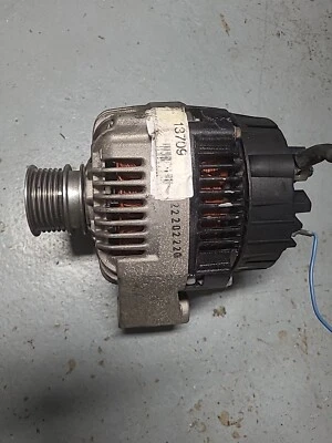 Alternador 90AMPS Mercedes-Benz 300D L6 3.0L 1987 C230 L4 2.3L 1997 a 2000 Foto 1 de 4