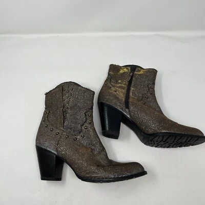 Женские сапоги-гвоздики Stuart Weitzman вестерн серебристые мерцающие металлик размер 8,5 - Изображение 1 из 4