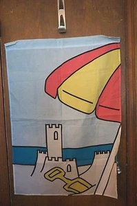 BANDIERA DA ESTERNO A TEMA SPIAGGIA: OMBRELLONE/CASTELLO DI SABBIA - Foto 1 di 3