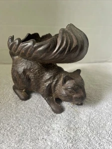 Cast Iron Fence Sitter Squirrel Bird Feeder 5”x5” Very Heavy Estate - Picture 1 of 7
