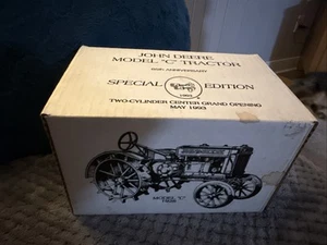 ERTL 1/16 JOHN DEERE 'C' Tractor, 2 CYL Club Special Ed, 1993, 65th Anniv NIB - Picture 1 of 7