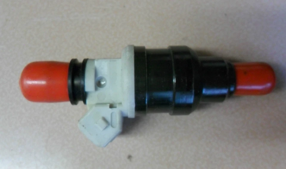 全新 燃油喷射器 三菱 道奇 Eagle Plymouth FJ128 — 第 1/1 张图片