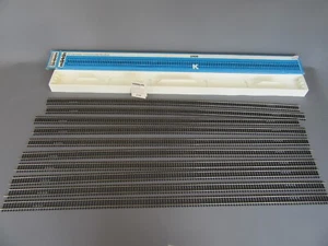 C162 Märklin 2105 Ho 10 X 900 MM Elemento Binario K Destro Flessibile 1:87 + Box - Foto 1 di 22