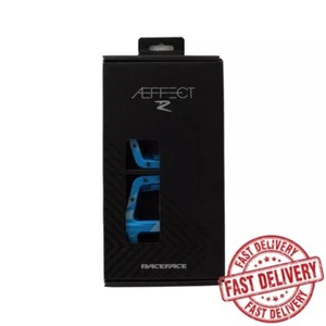 Race Face AEFFECT-R Platform 9/16" Alloy MTB BIke Pedal - Black / Blue - Picture 1 of 3