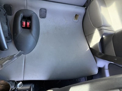 MINI COOPER S 2002-2008 HATCHBACK ASIENTO INFERIOR TRASERO COJÍN TRASERO CUERO GRIS Foto 1 de 3