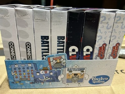 Estuche paquete de 8 juegos de cartas clásicos Hasbro - Connect 4, Pista, Acorazado, Adivina quién Foto 1 de 3