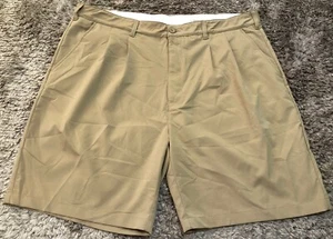 H133 New Authentic Reebok Golf Shorts Beige Stretch Pockets Egypt Men Size 44 US - Picture 1 of 14